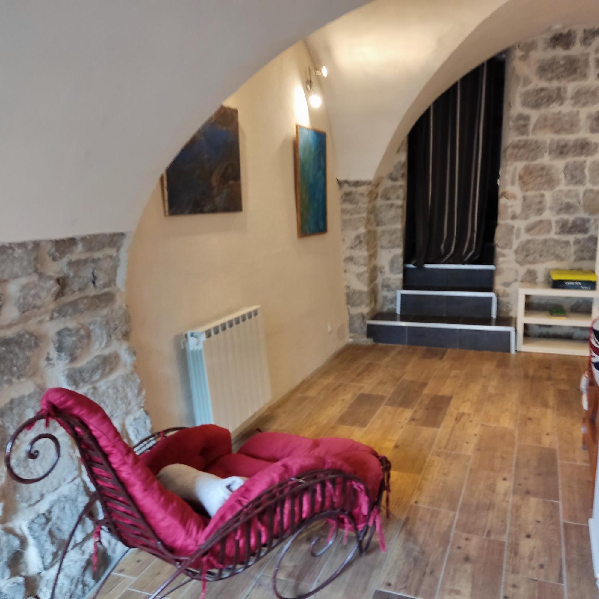 Maison Pierre Et Voute Au Coeur Du Village Balazuc Eksteriør bilde